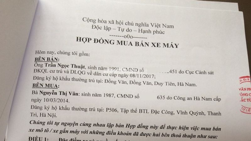 Nên tìm hiểu kỹ về các bên tham gia ký hợp đồng mua bán xe máy 