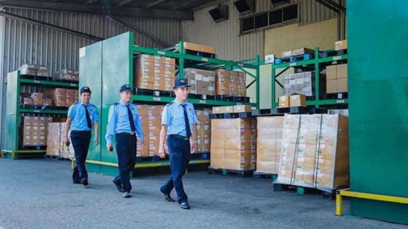 Việc làm bảo vệ