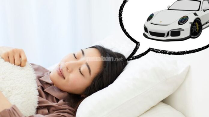 Nằm mơ thấy mua xe ô tô là điềm gì? Giải mã chi tiết điềm báo.