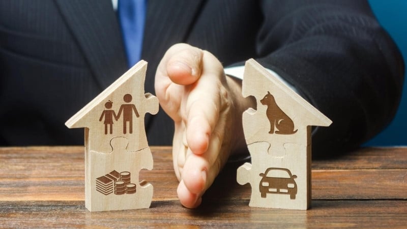 Không công chứng mua bán nhà đất dễ gặp phải rủi ro trong tương lai