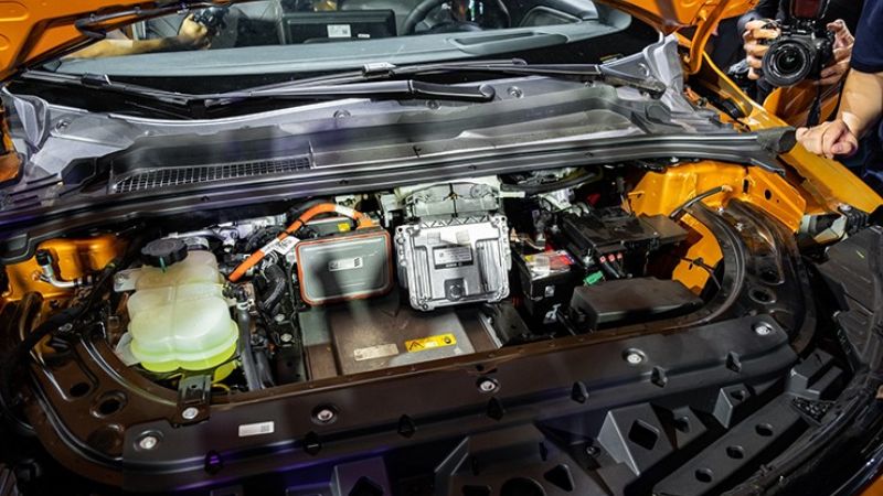 Động cơ của xe Vinfast VF6 (Nguồn: Báo 24h.com)