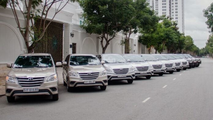 Bảng giá và bí quyết thuê xe về quê ăn Tết tiết kiệm nhất