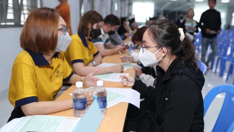 Dù tìm việc mùa Tết ở đâu, bạn cũng nên thỏa thuận kỹ về công việc và mức lương