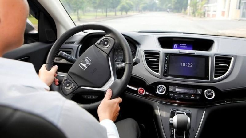 Khi lái thử xe mà có âm thanh lạ dưới gầm thì đó là dấu hiệu xe đã bị thủy kích (Nguồn: Honda Ôtô Tiền Giang)