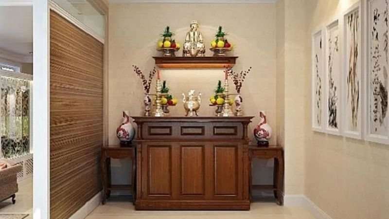 Nhà hướng Đông hợp tuổi nào? Giải đáp phong thủy chi tiết Phòng thờ tránh đặt gần phòng bếp, nhà vệ sinh, hoặc nơi ồn ào