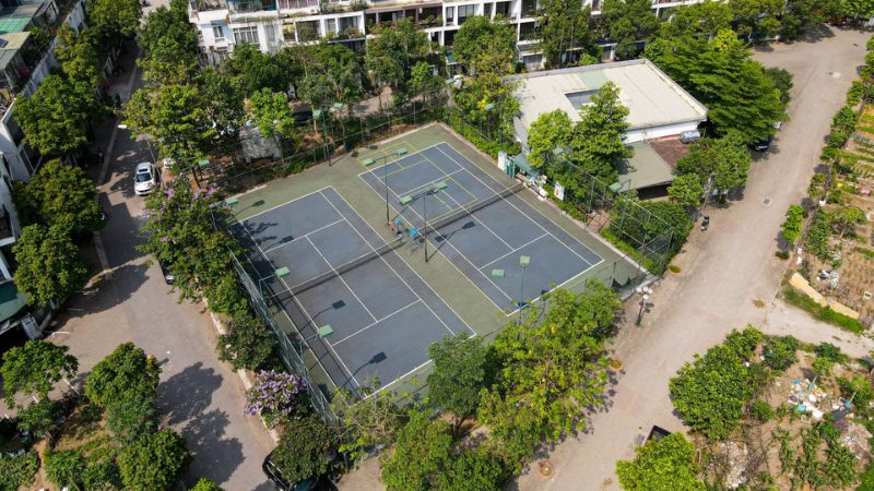 Khu đô thị Ao Sào: Vị trí, tiện ích, tiềm năng dự án Sân tennis trong nội khu đô thị Ao Sào (Nguồn: Dân đầu tư)