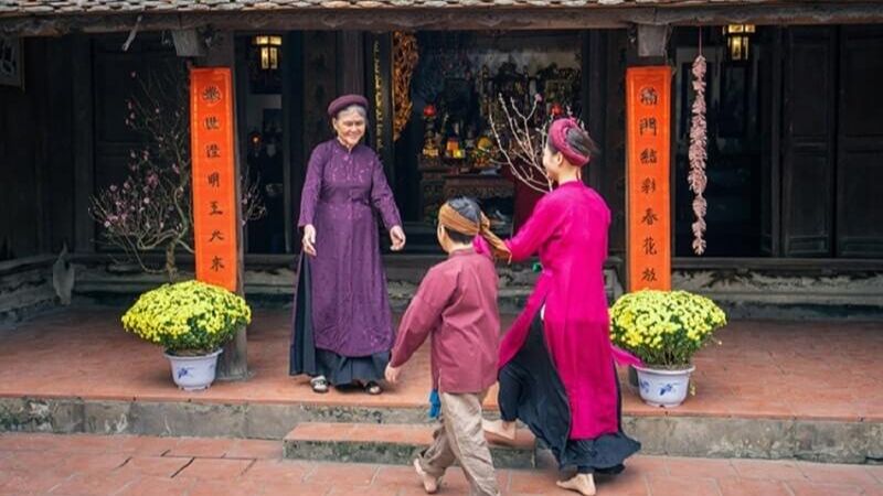 Tuổi xông đất năm 2026: Đón may mắn, nhận tài lộc suốt năm Những lưu ý khi xông nhà năm 2026