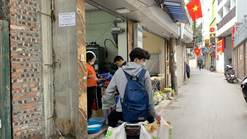Cách tìm phòng trọ ở TPHCM giá rẻ, an toàn: Bí kíp A-Z Đánh giá an ninh và môi trường xung quanh trọ