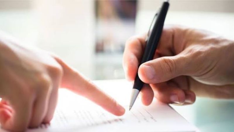 Kinh nghiệm thuê phòng trọ Quận 1 an toàn, tiết kiệm chi phí Đọc kỹ hợp đồng và các khoản chi phí phát sinh