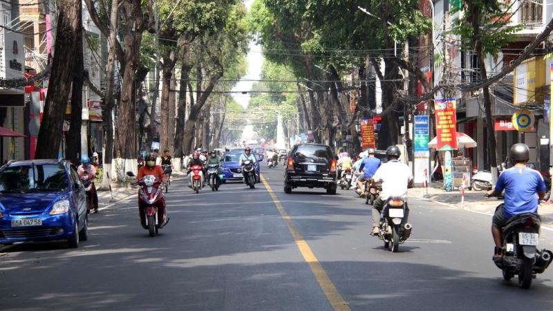 Kinh nghiệm thuê phòng trọ Quận 5 giá tốt, uy tín Nguyễn Trãi là con đường mua sắm sầm uất, nhộn nhịp khi về đêm