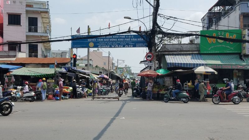 Kinh nghiệm thuê phòng trọ Quận Bình Tân giá rẻ, an tâm Chợ Phạm Đăng Giảng là một trong những chợ dân sinh lớn tại khu vực Bình Hưng Hòa, quận Bình Tân