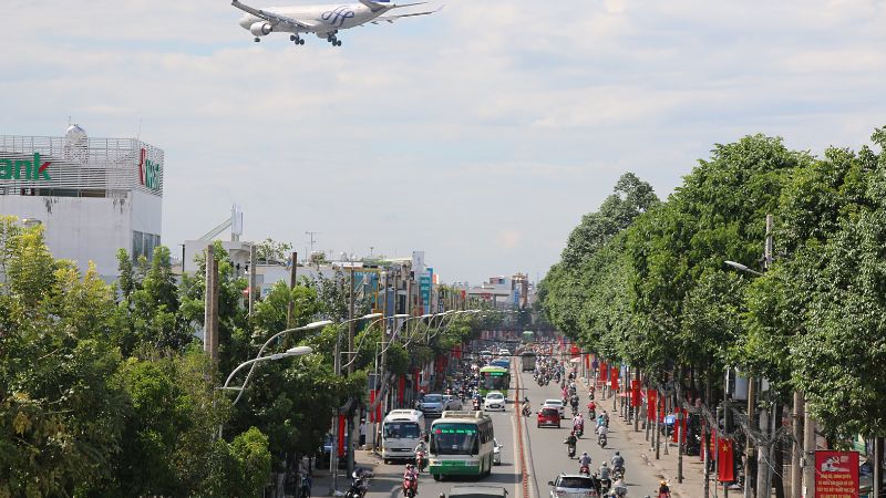 Kinh nghiệm thuê phòng trọ quận Tân Bình giá rẻ, tránh lừa đảo Máy bay cất, hạ cánh thường xuyên là đặc trưng của các phòng trọ nằm gần sân bay Tân Sơn Nhất
