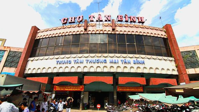 Kinh nghiệm thuê phòng trọ quận Tân Bình giá rẻ, tránh lừa đảo Chợ Tân Bình là một trong những khu chợ sầm uất, đáp ứng nhu cầu mua sắm hằng ngày của người thuê trọ