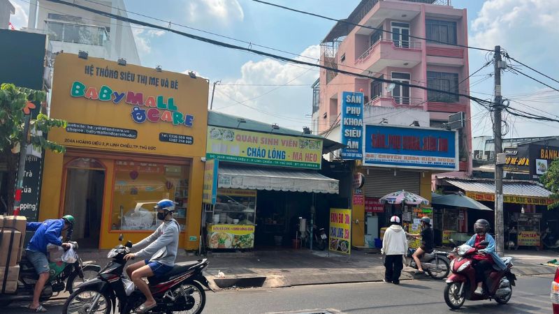 Kinh nghiệm thuê trọ gần trường Đại học Sư phạm Kỹ thuật TPHCM an toàn Hoàng Diệu 2 có nhiều hàng quán và dịch vụ phù hợp với nhu cầu sinh hoạt của sinh viên